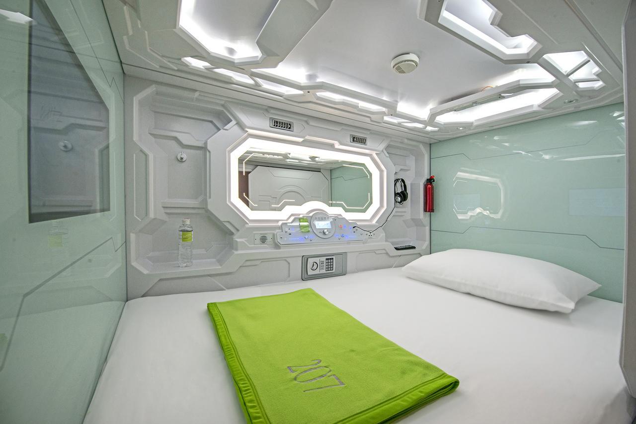 Grand Whiz Hotel Бромо Екстериор снимка