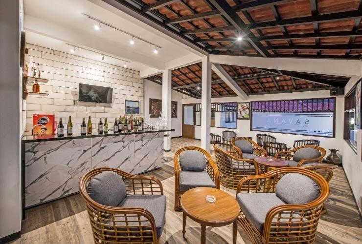 Grand Whiz Hotel Бромо Екстериор снимка
