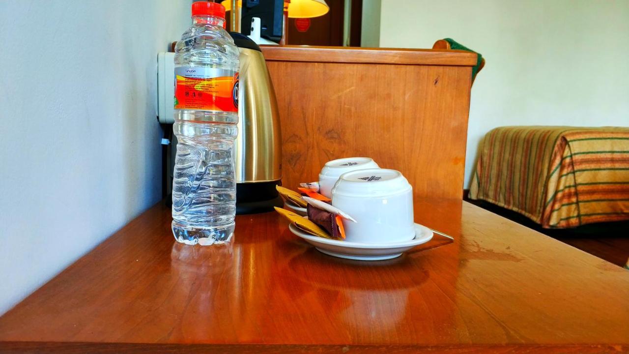 Grand Whiz Hotel Бромо Екстериор снимка